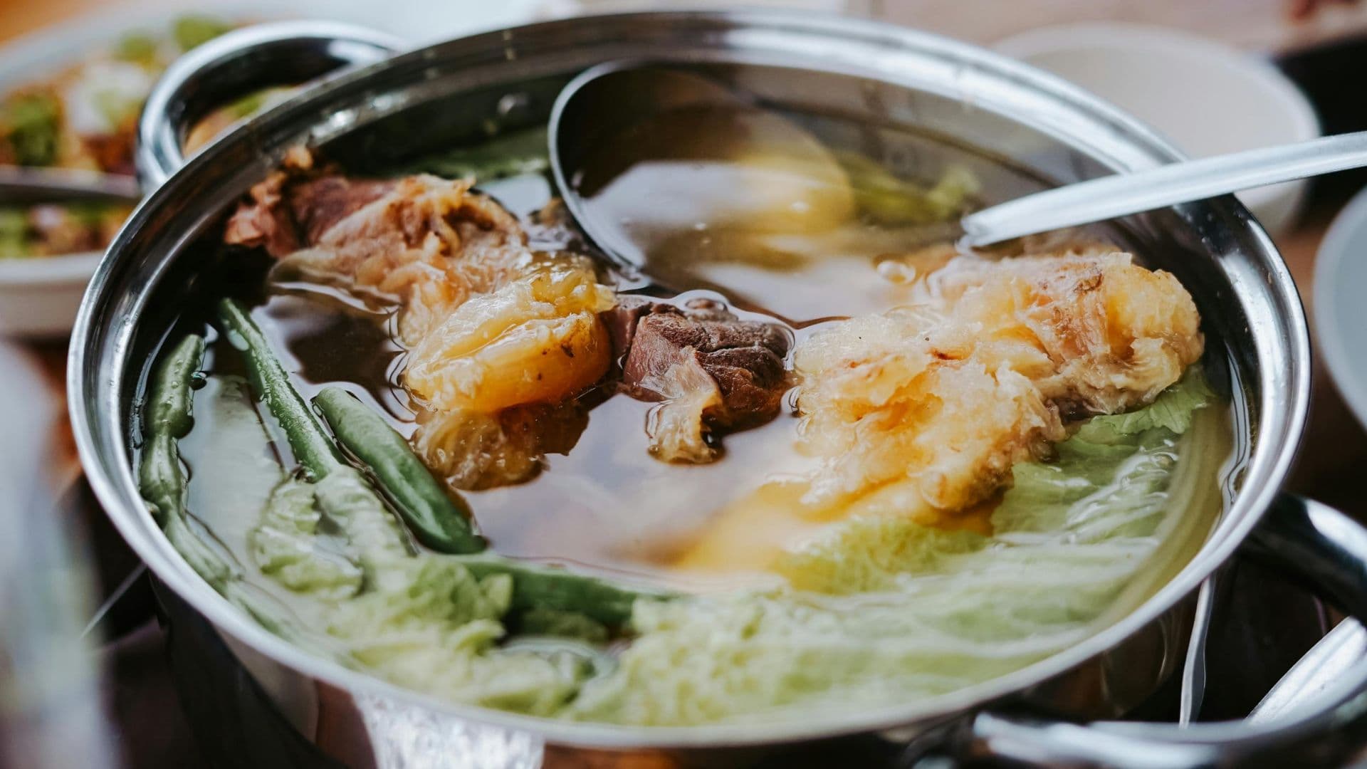 Simmering: The Gentle Art of Controlled Heat